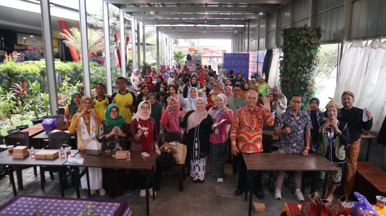 SLB Mitra Ananda Memperingati Hari Autisme Sedunia Melalui Festival Kesenian Daerah